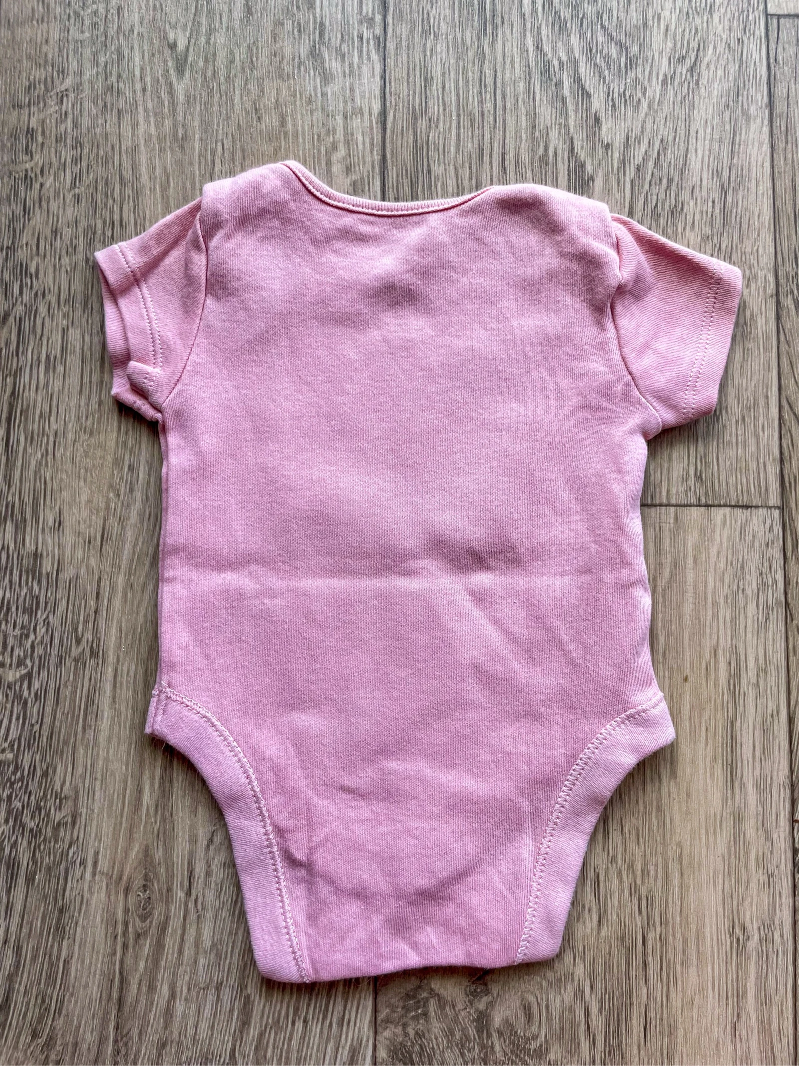 Lot of pink, grey and beige short-sleeved bodysuits size 3 months – photo 13